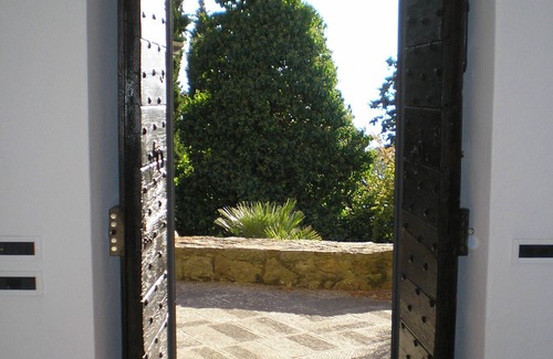 Loro Ciuffenna Villa | HillsideVilla overlooking the Tuscan landscape between Florence Arezzo and Siena