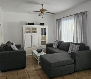 Meer En See House | Hillton Manor Guest House