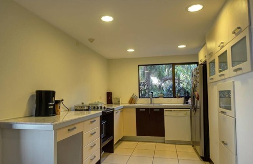 Tarcoles Condo | Hilltop condo with beautiful ocean view!