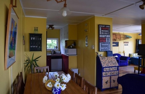Hilltop House | HILLTOP COTTAGE TAUPO