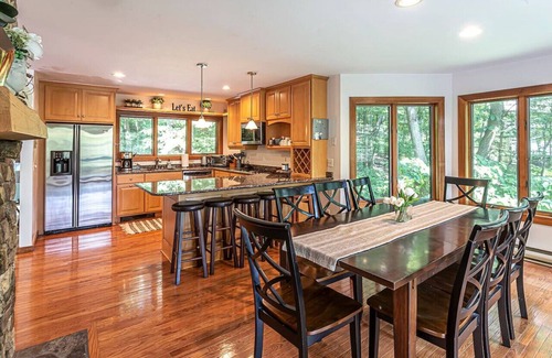 Chestnut Springs House | Hilltop Escape At Wintergreen