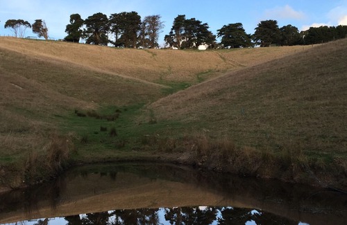 Fish Creek Other | Hilltop farmhouse close to Wilsons Prom