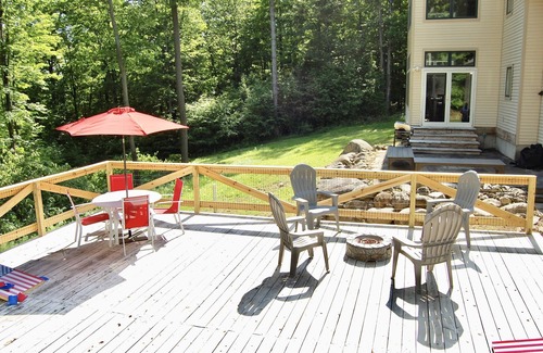 Salamanca House | Hilltop Haven - ENJOY EVL!