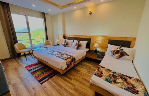 Bullawala Hotel | Hilltop Haven With Scenic Mountain View