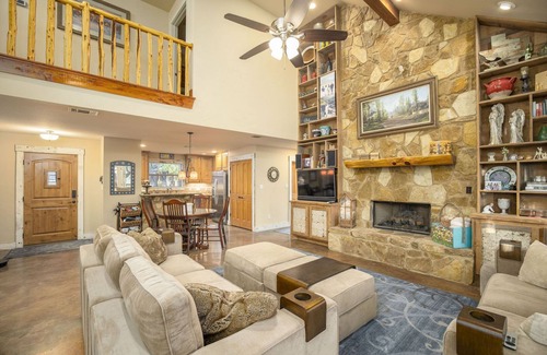Wimberley House | Hilltop Hideaway - 14 Scenic Acres! Brand new pool with 2 hot tubs; pickleball court, sleeps 12.