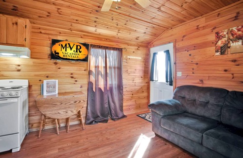 Knoxville House | Hilltop Hideaway 2 - Special Rates for 30 day stays!