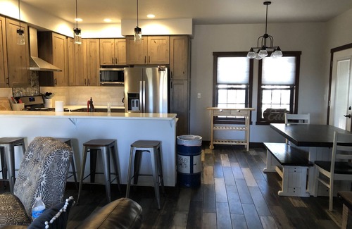 Rapid City Cabin | Hilltop Hideaway in the seclusion of the beautiful Black Hills