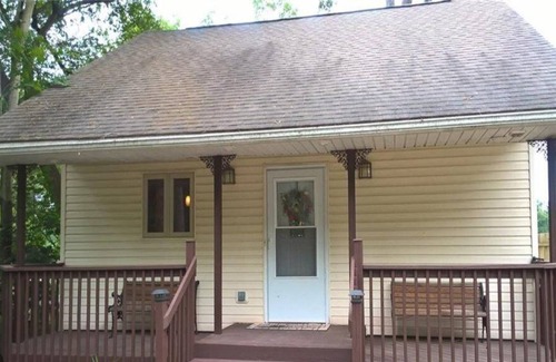 Hell House | Hilltop Hideaway Lakefront Home on Chain of Lakes