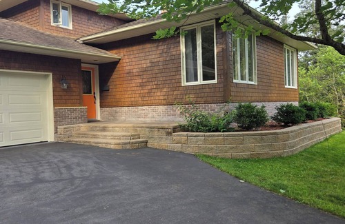 Quispamsis House | Hilltop Hideaway Quispamsis