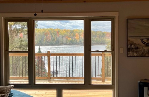 Hale House | Hilltop House with awesome view of East Stylus Lake