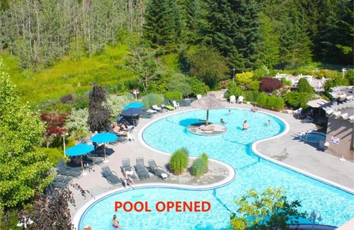 Salmon Arm Hotel | Hilltop Inn - Salmon Arm