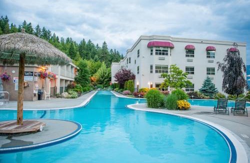 Salmon Arm Hotel | Hilltop Inn - Salmon Arm