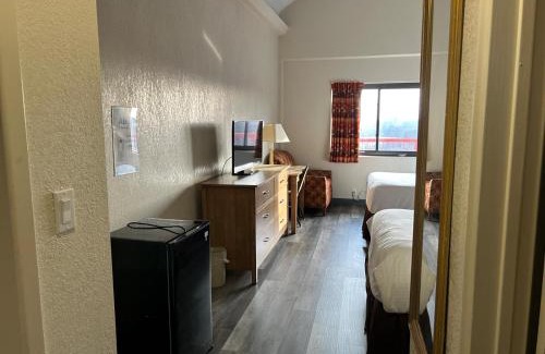 Northwest Yonkers Hotel | Hilltop Inn & Suites