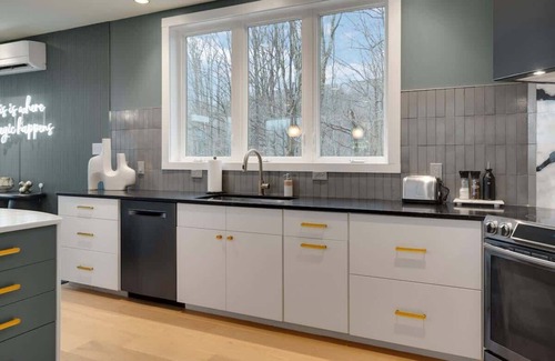 Newfield House | Hilltop- Luxury Home with views and a dog run