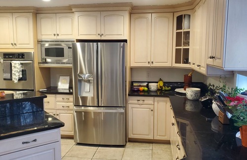 Niskayuna Villa | Hilltop Mansion Near Saratoga @ Rebecca's Fountain with Chef, Masseur & Fun