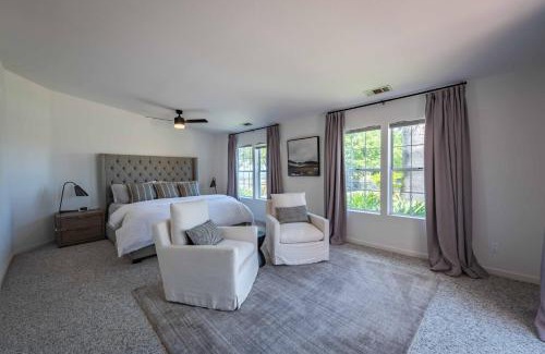 Templeton House | Hilltop Oasis