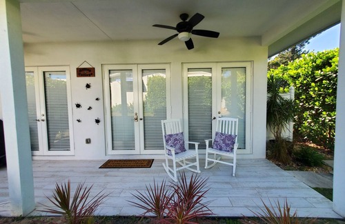 Juno Beach House | Hilltop Ocean Side Paradise near Roger Dean Stadium, Loggerhead Turtle Sanctuary