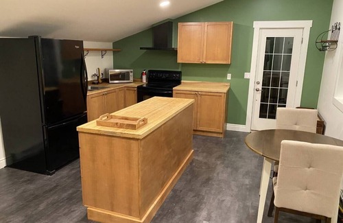 Golden House | Hilltop suite with stunning views of mountains