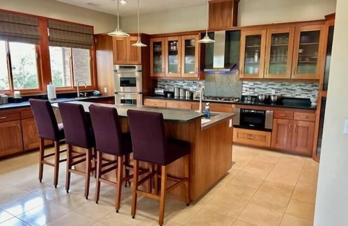 Atascadero House | Hilltop Vistas- Private Pool, Wine Fridge, Views!