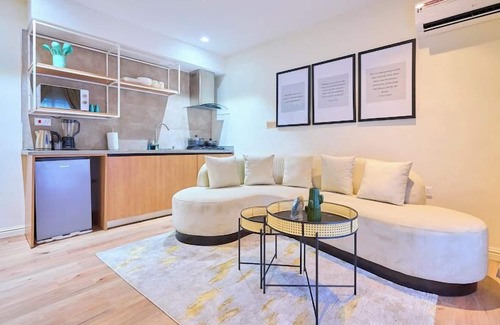 Orozo Apartment | Hillview Apartments