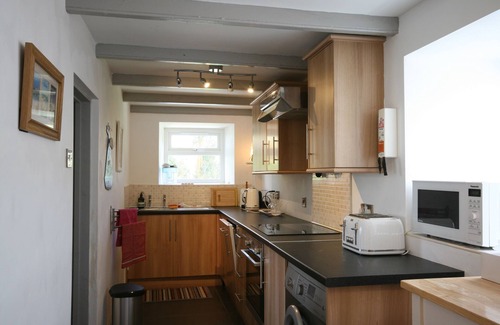 St Ives Cottage | Hillview - comfortable cottage, easy access to St Ives