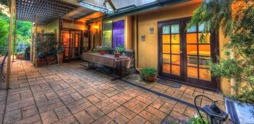 Lankeys Creek Bed & Breakfast | Hillview Oak B&B