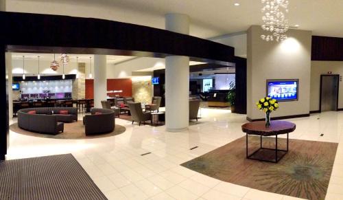 Downtown Albany Hotel | Hilton Albany