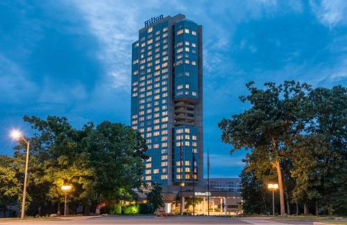 Alexandria West Hotel | Hilton Alexandria Mark Center