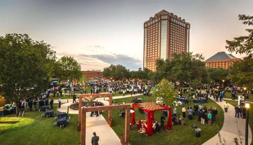 Dallas Resort | Hilton Anatole