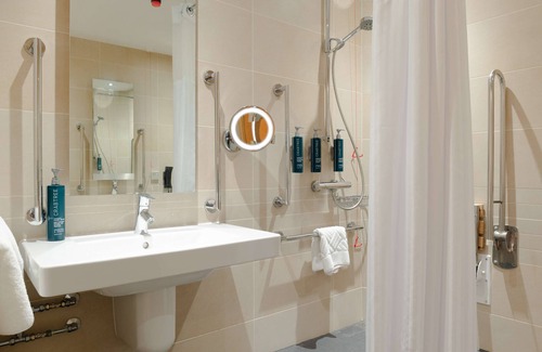 Burton on Trent Hotel | Hilton at St George's Park, Burton Upon Trent