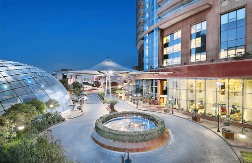 Sin El Fil Hotel | Hilton Beirut Habtoor Grand Hotel