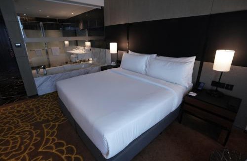 Nagavara Hotel | Hilton Bengaluru Embassy Manyata Business Park
