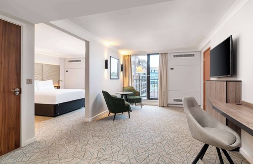 Little Hay Hotel | Hilton Birmingham Metropole