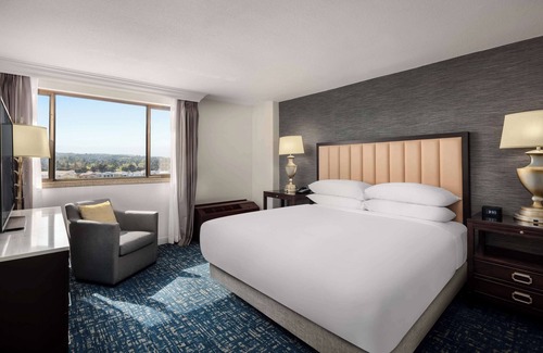 Concord Hotel | Hilton Concord