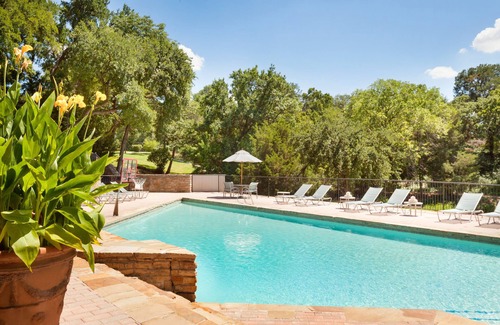 Grapevine Hotel | Hilton DFW Lakes Executive Conference Center