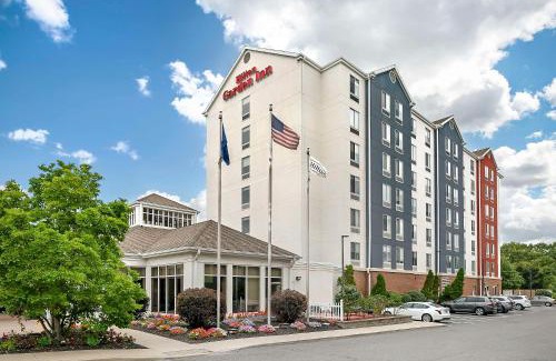 Newtonville Hotel | Hilton Garden Inn Albany-SUNY Area