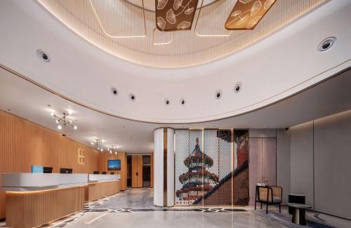 Downtown Beijing Hotel | Hilton Garden Inn Beijing Temple Of Heaven East Gate Station l Free Laundry Facility