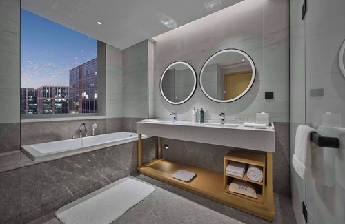 Haidian Hotel | Hilton Garden Inn Beijing Haidian Daoxiang Lake