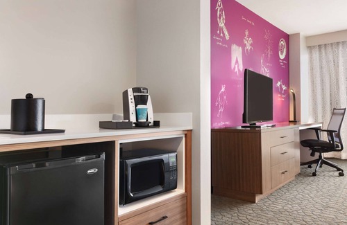 Whittier Hotel | Hilton Garden Inn Boulder