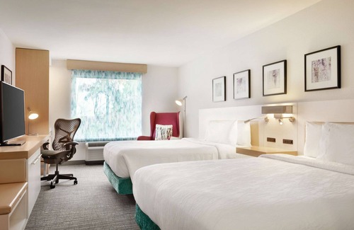 Martinsville Hotel | Hilton Garden Inn Bridgewater