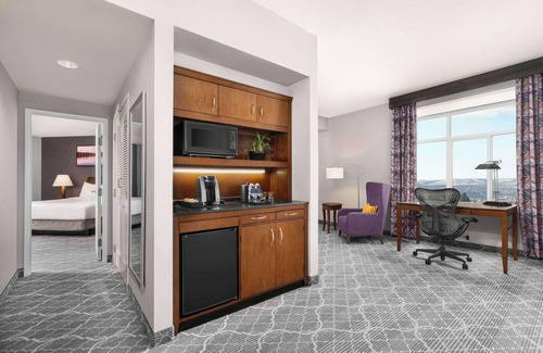 Calgary Hotel | Hilton Garden Inn Calgary Airport