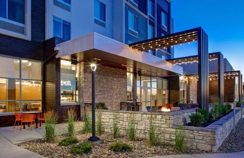 Cedar Rapids - Iowa City Hotel | Hilton Garden Inn Cedar Rapids