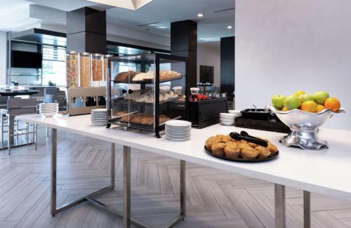 Columbia Hotel | Hilton Garden Inn Columbia Downtown