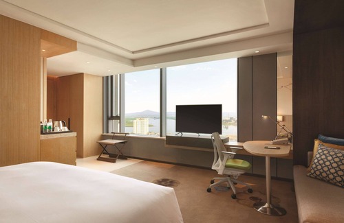 Dandong City Centre Hotel | Hilton Garden Inn Dandong
