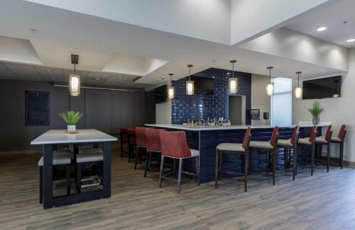 Elkhart Hotel | Hilton Garden Inn Elkhart