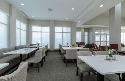 Elkhart Hotel | Hilton Garden Inn Elkhart
