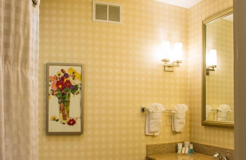 Elkhart Hotel | Hilton Garden Inn Elkhart