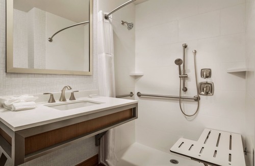 Woodlands Village Hotel | Hilton Garden Inn - Flagstaff