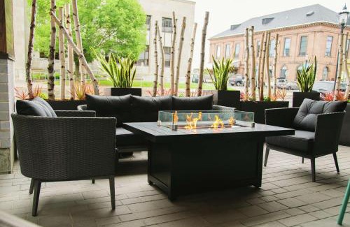 Downtown Hotel | Hilton Garden Inn Fredericton
