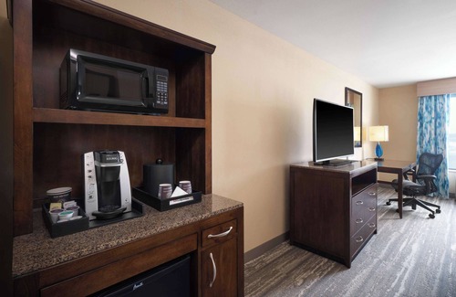 Houston Hotel | Hilton Garden Inn Houston/Bush Intercontinental Airport